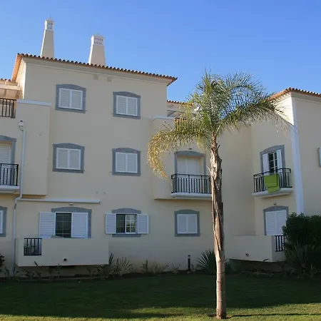 Encosta Das Oliveiras